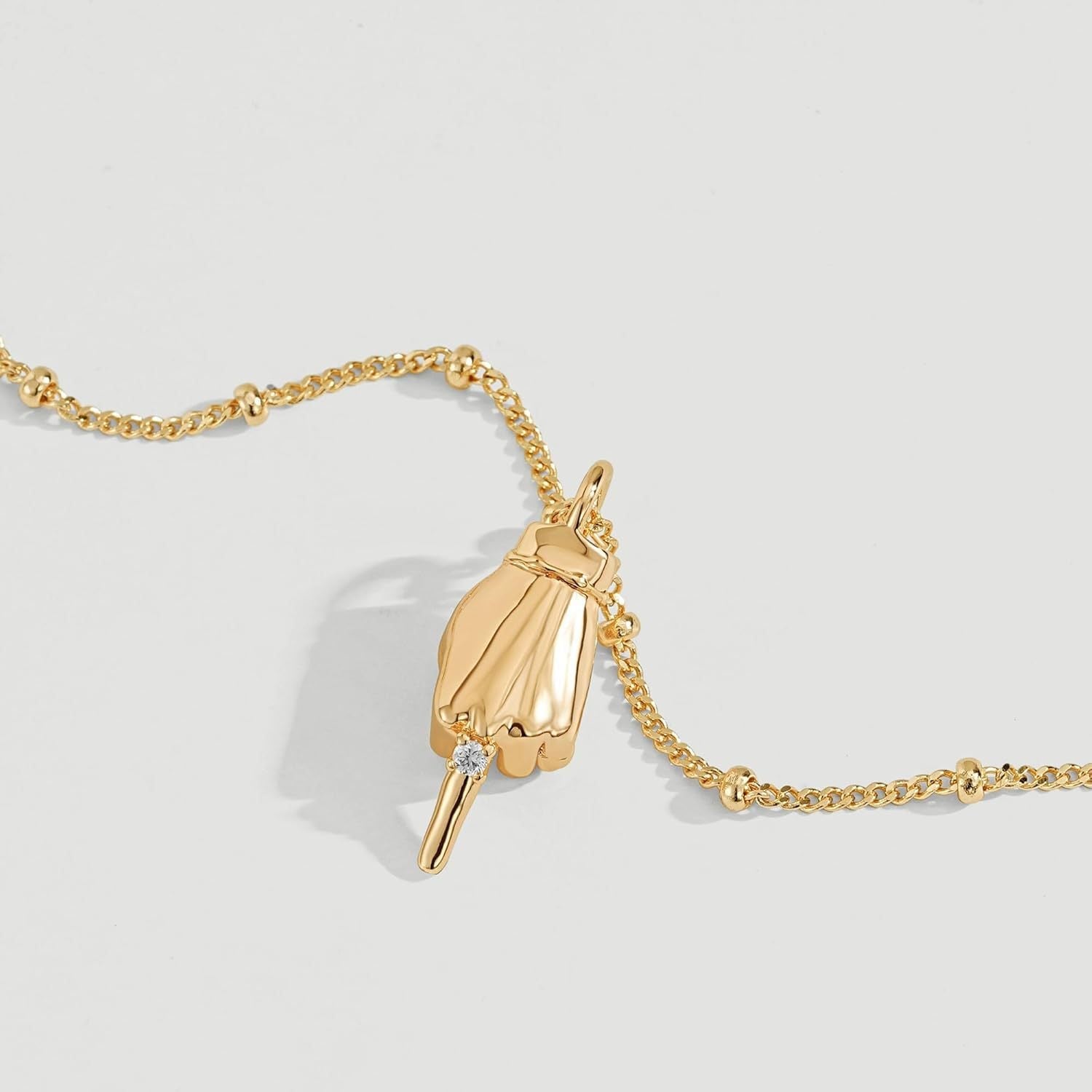 The Dainty Pendant Chain