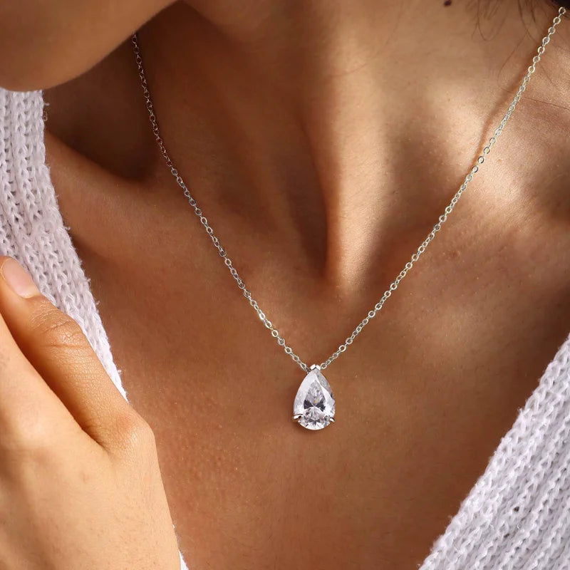 The Teardrop Crystal Pendant